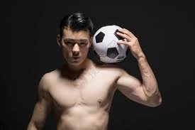 什么是“博弈中的道德风险”？解析平台与玩家的隐性博弈。（博弈论视角下的道德风险：平台与玩家的隐性较量解析）