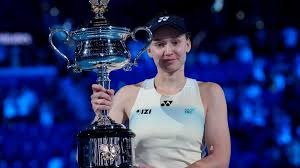 普荷斯在 2022 年全明星赛获得全场球员单膝跪地致敬，场面令人动容